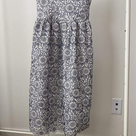Draper James Navy and White Floral Lace Midi Dress Size: 4 - Picture 5 of 7